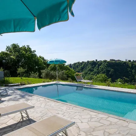 Prázdninový dům In With Wifi *